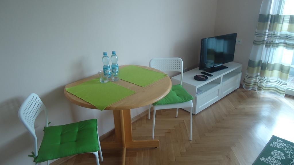 Studio Green Apartment *